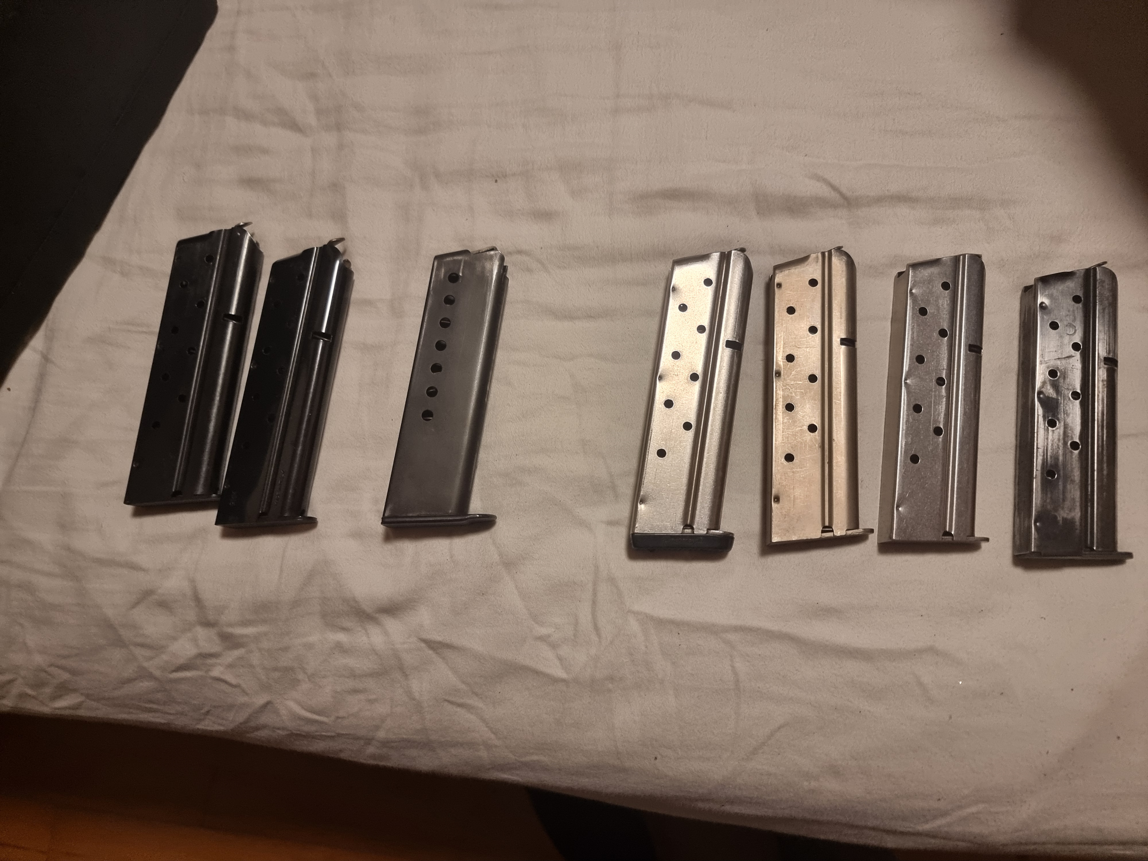 Annonce: Magasiner 9 mm 1911